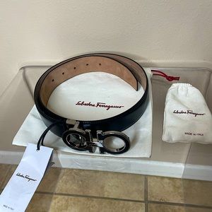 Salvatore Ferragamo belt size 32